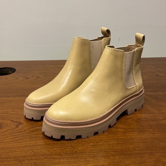 J Crew The Mariam Chelsea Boot in Leather NH947 - Picture 4 of 7